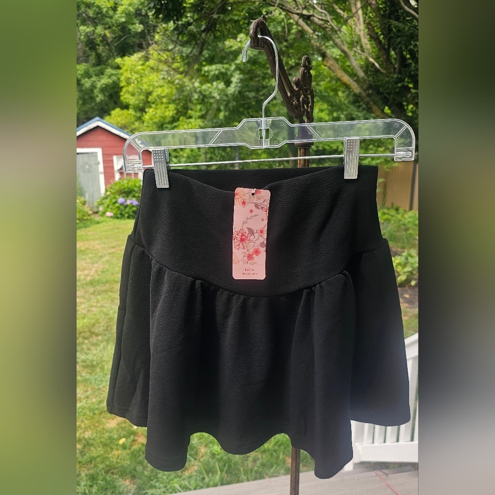 Black Stretch Skirt - Picture 1 of 6